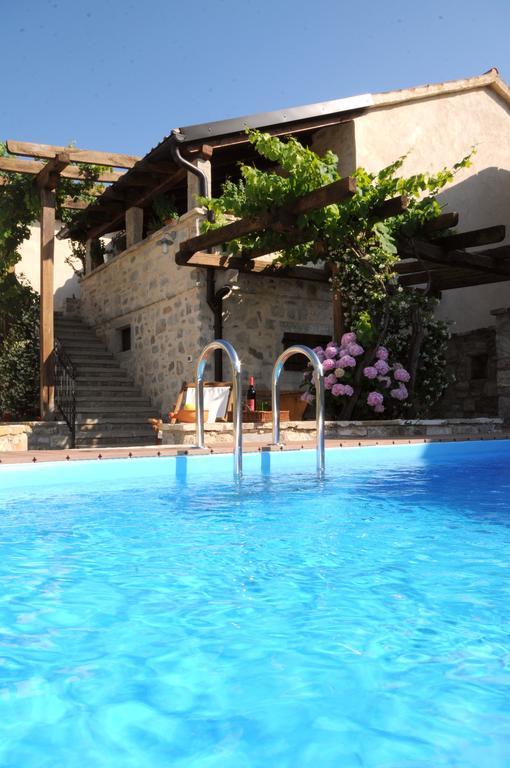 Holiday Homes Poli Svetega Antona Gračišće Eksteriør billede