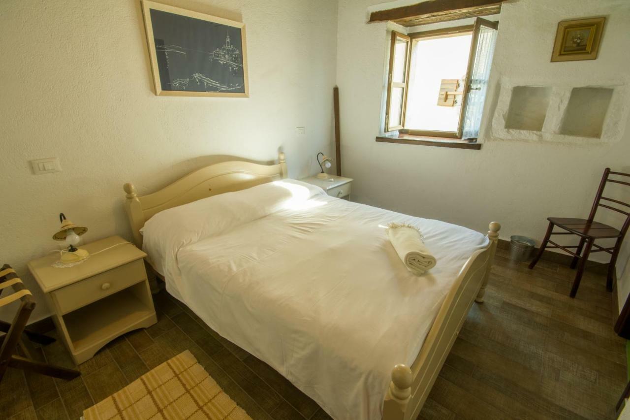 Holiday Homes Poli Svetega Antona Gračišće Eksteriør billede
